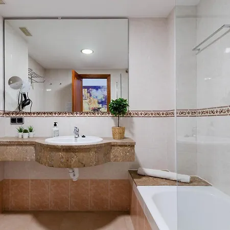 Yourhouse Blau Blue Sea View 2 3 *