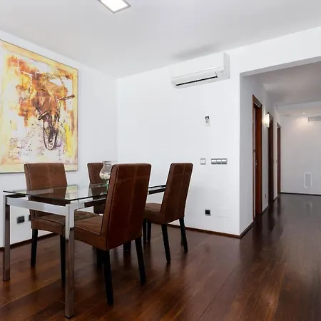 Apartment Yourhouse Blau Blue Sea View 2 3